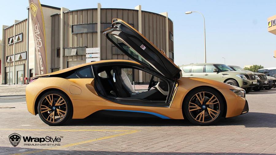  BMW i8 Diamond Amber by WrapStyle 2017 года  (фото 2 из 4)